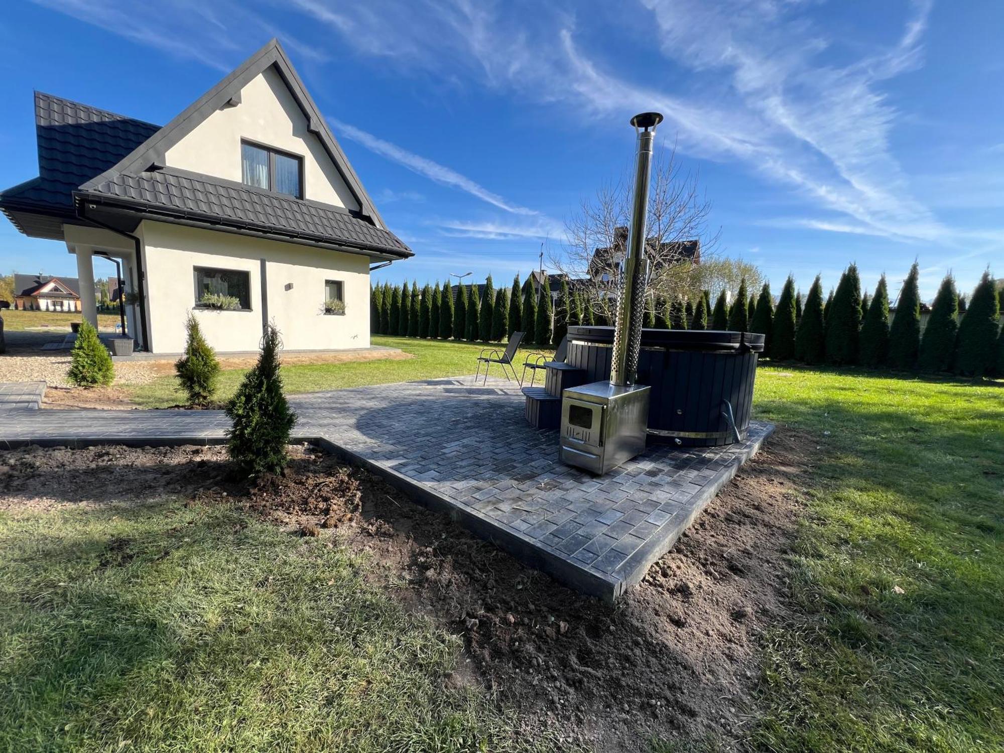 Perla Bialki Z Jacuzzi Chalet *